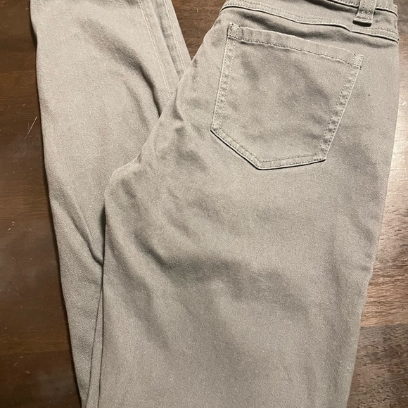 CAbi Denim - CAbi brand size 2 job waisted skinny gray jeans EUC
